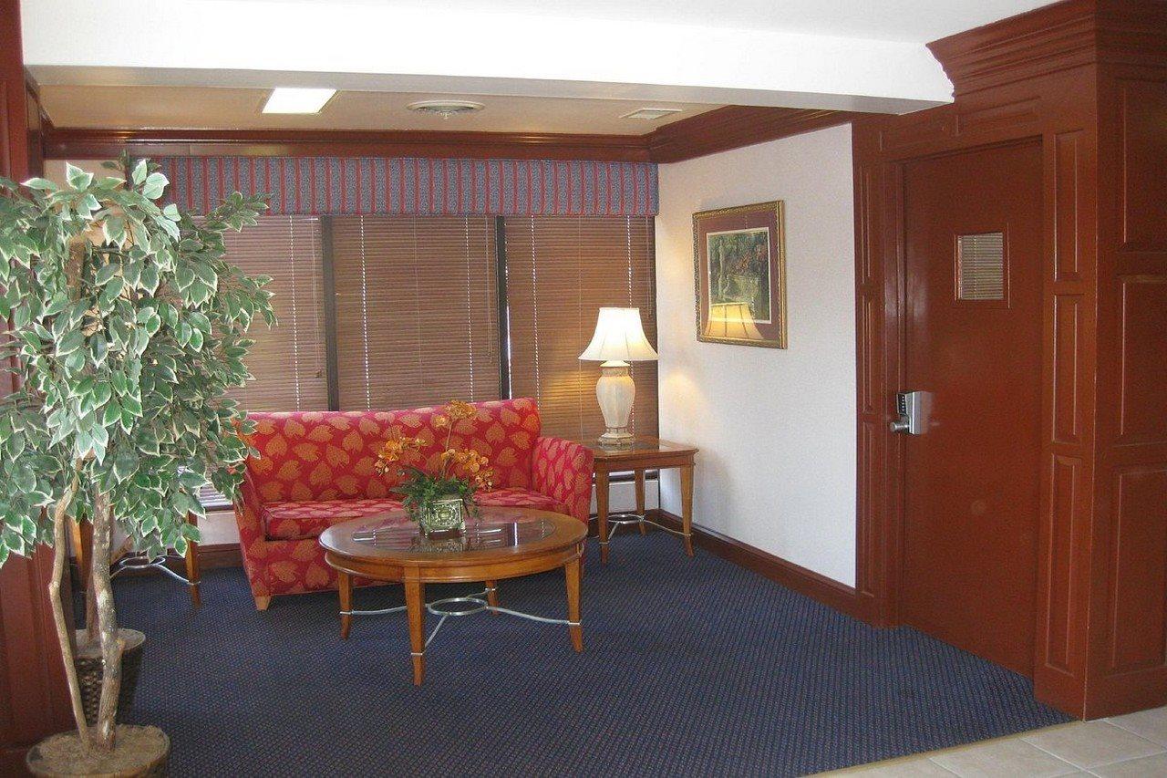Astoria Hotel Danville North Εξωτερικό φωτογραφία
