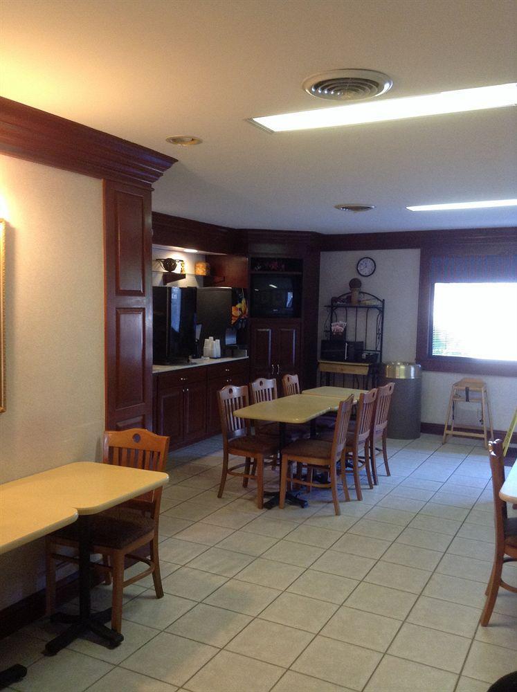 Astoria Hotel Danville North Εξωτερικό φωτογραφία