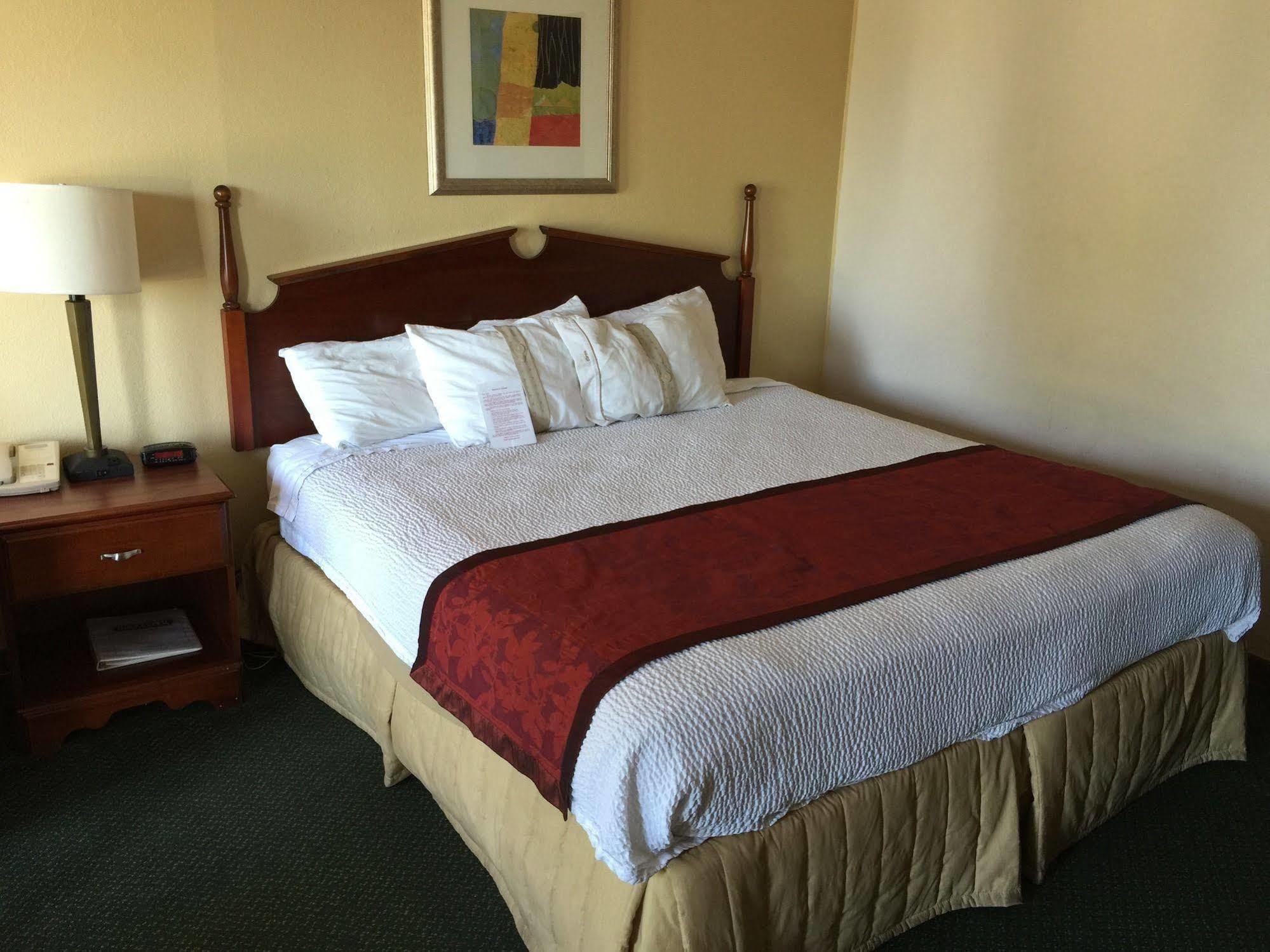 Astoria Hotel Danville North Εξωτερικό φωτογραφία